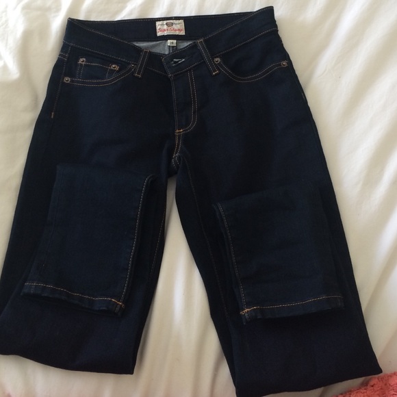 Skinny jeans