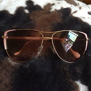 Pink Jessica Simpson sunglasses