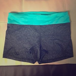 🚫 SOLD 🚫 Yoga shorts $5 🅿️🅿️ or Ⓜ️