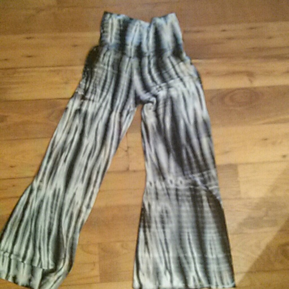 Blk white gry tie dye wide leg pants
