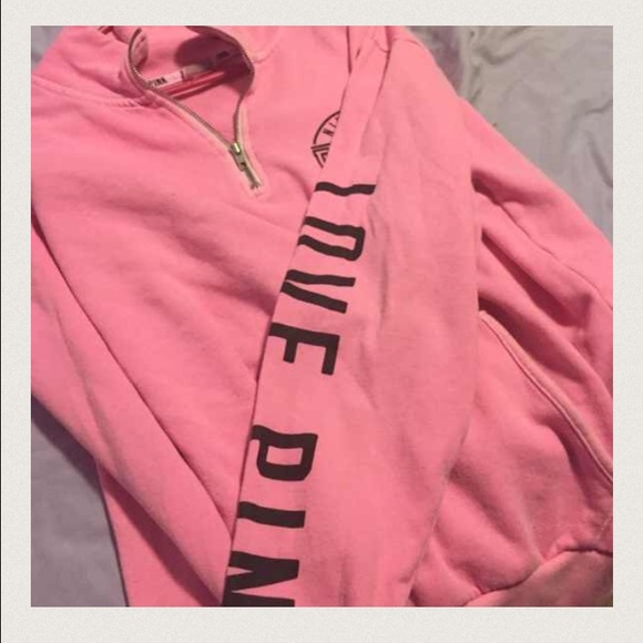 VS pink half zip:)