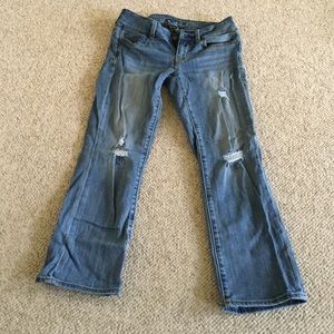 American Eagle Cropped Jeans!