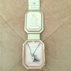 Juicy couture- skate necklace