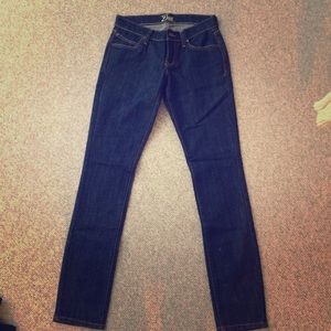 SOLD The Diva" Old Navy skinny jeans BNWOT
