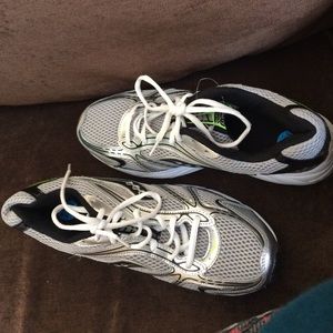 Men's saucony shoes
