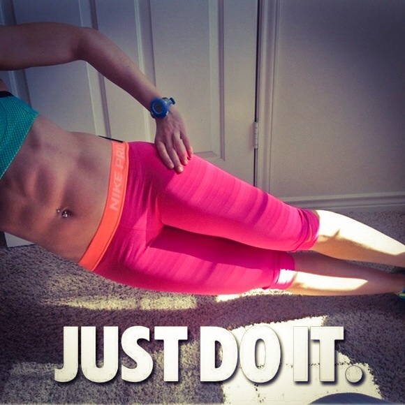 NWT NIKE PRO CAPRIS PINK/ORANGE XS