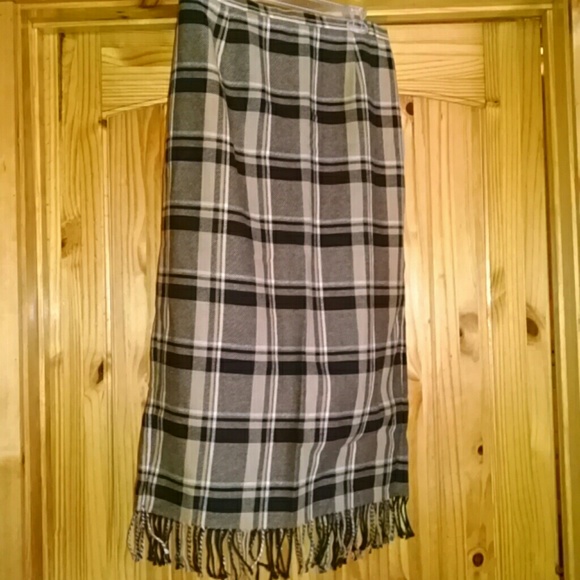 Plaid skirt