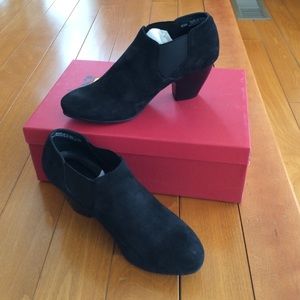 VanEli black suede jace booties