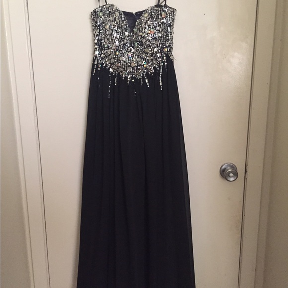 Super elegant prom dress💎💎💎