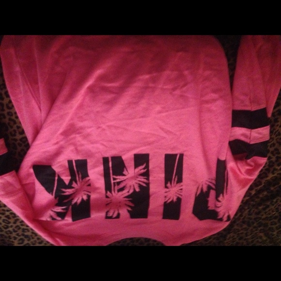 PINK varsity crew - Picture 3 of 3