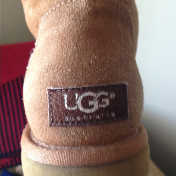 Uggs - Picture 3 of 3