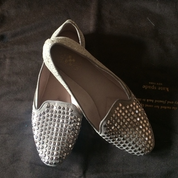 Vince Camuto flats