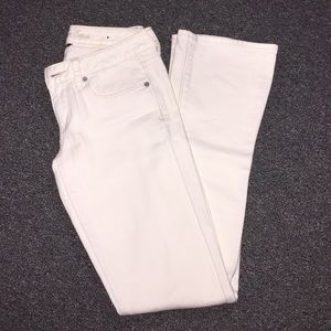 White American Eagle "skinny kick" Jeans