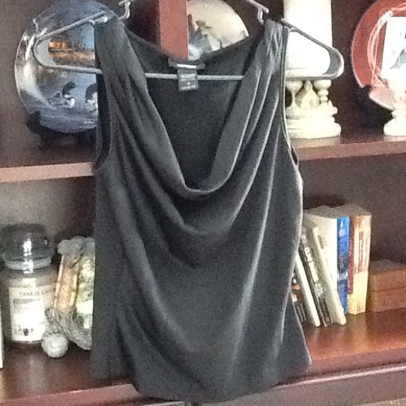 SALE!! Express Hot Top!