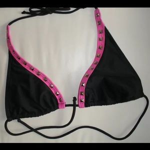 Bikini studded top black and pink