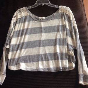 Crop off the should too