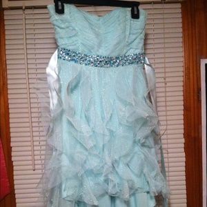 PROM DRESS