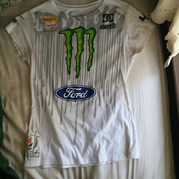 DC SHOES large tshirt