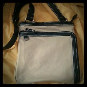 Shoulder strap tan and black cold water creek