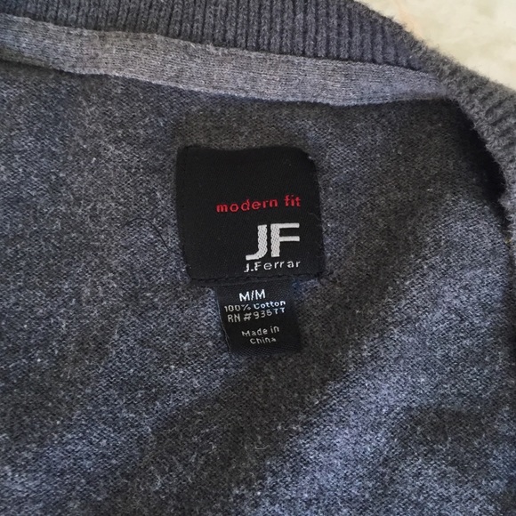 V neck cardigan - Picture 4 of 4