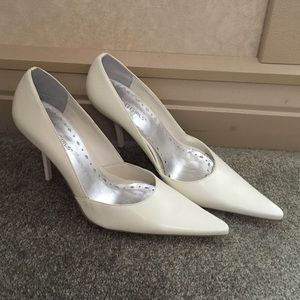 📢📢📢 REDUCED📢📢📢 Worn once!! BCBGIRLS HEELS