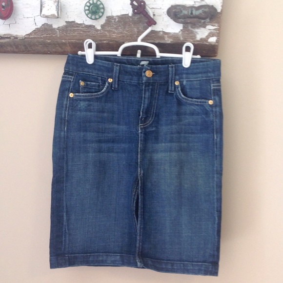 7 for all mankind Demin skirt size 26