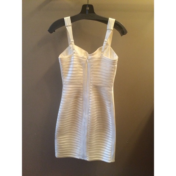 BCBG Max Azria cocktail dress - Picture 2 of 4