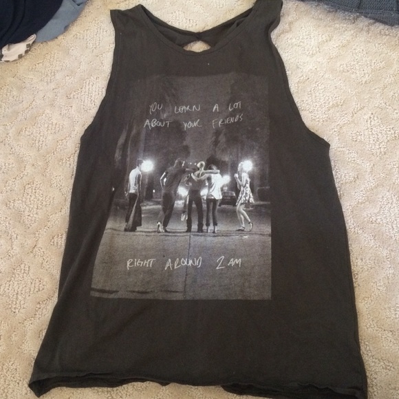 Graphic tee with cut out back