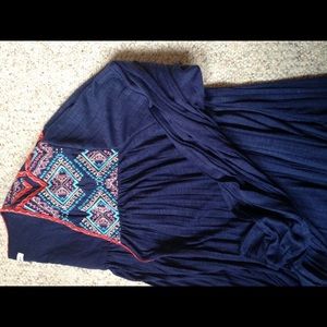 Set of two embroidered open knit cardis