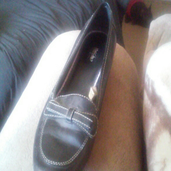 Mossimo low heels