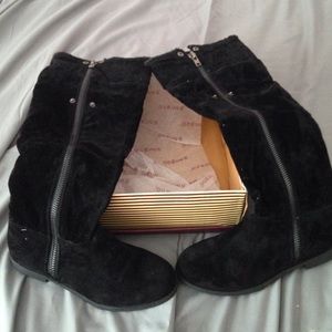 Brand-new black boots