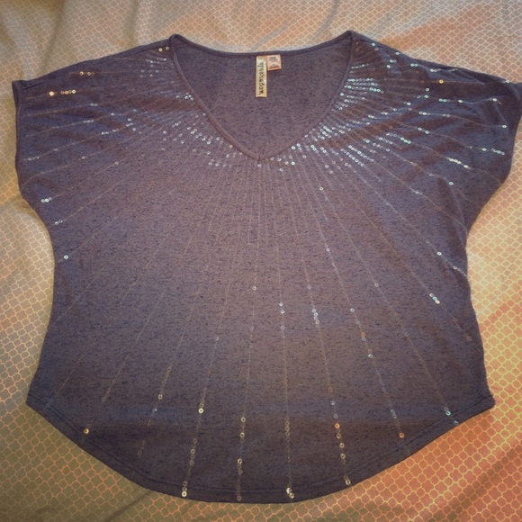 Sequin V-neck