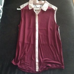 Maroon and light pink block pattern top