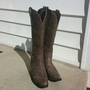 Roper boots