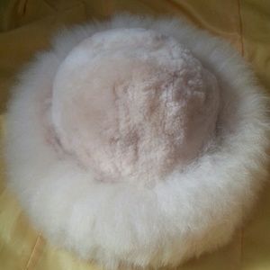 100% baby alpaca hair hat