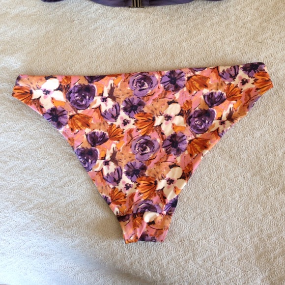 H&M swimwear top and bottom - Picture 3 of 3