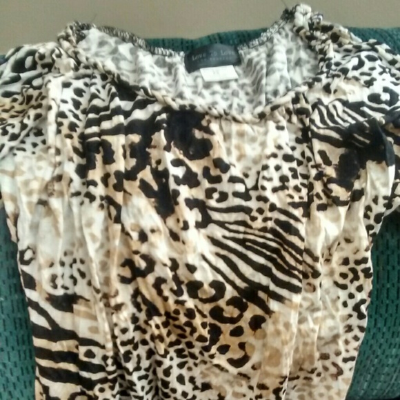 Cut out sholder cheatah zebra top