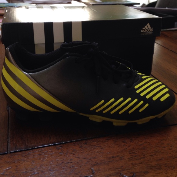 Kids Soccer Cleats