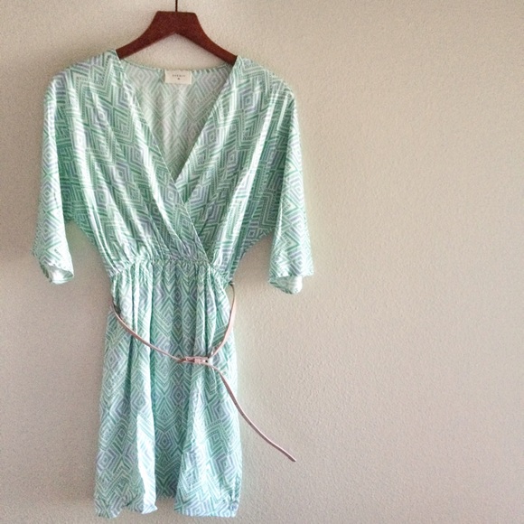 Bundled with @mandysue - Picture 2 of 4