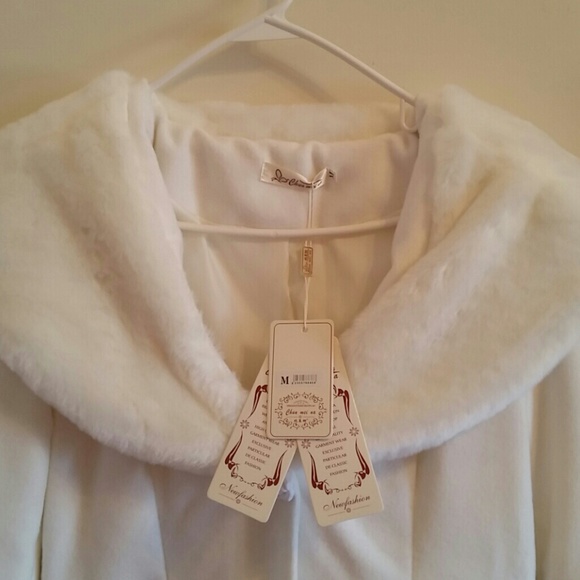 White coat - Picture 2 of 4