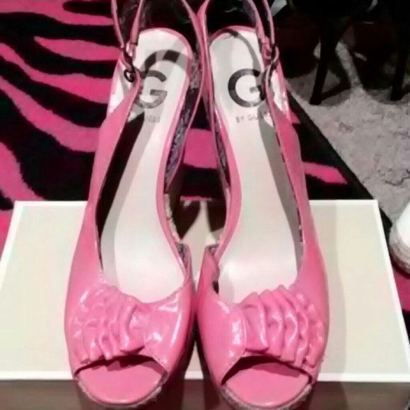 Cora wedges