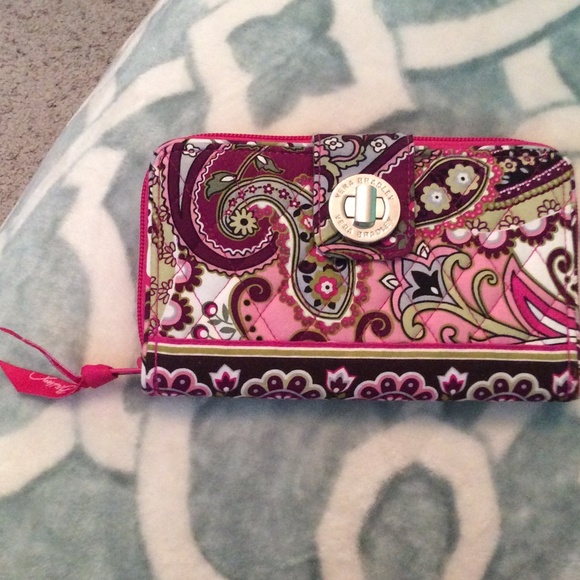 Pink Vera Bradley pattern wallet