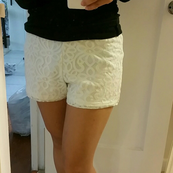Cream Lace Shorts