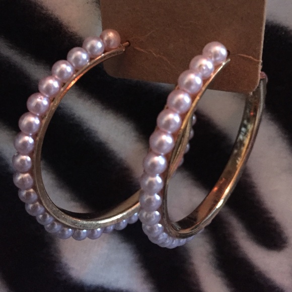 Cute hoop earrings