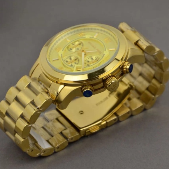 LOOKING FOR SIMILAR Michael  Kors watch. FOUND !!!