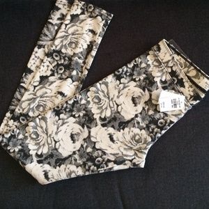 NWT Abercrombie and Fitch leggings