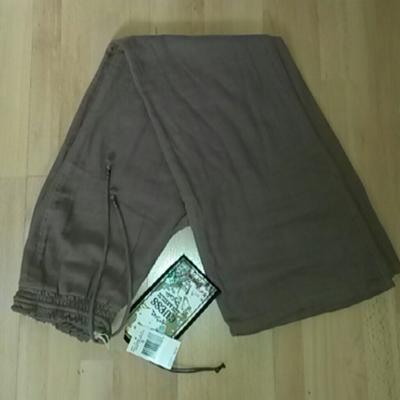 100 % cotton Guess draw string pants