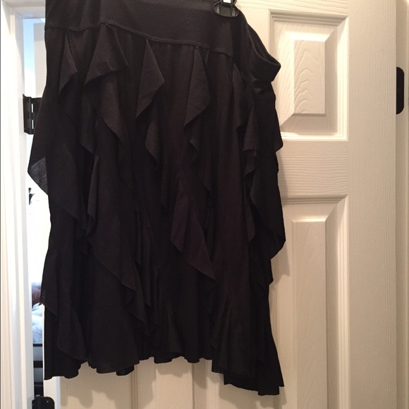Black skirt