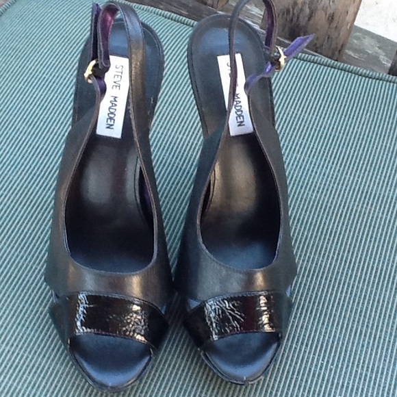 Steve Madden Black leather heels