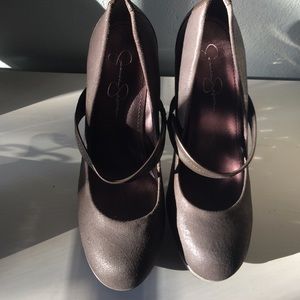 Jessica Simpson platform size 9